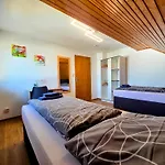 Schaefer - Gardenview Apartment