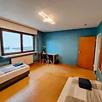 Apartment Schaefer - Gardenview Muehlheim am Main