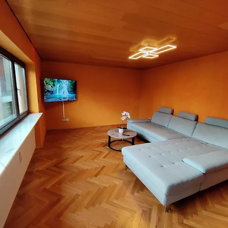 Schaefer - Gardenview Rote Warte