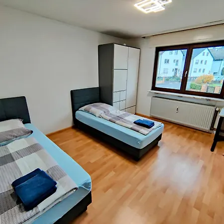 Schaefer - Gardenview * Rote Warte